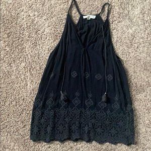 Cute black tank top with dark grey accent
